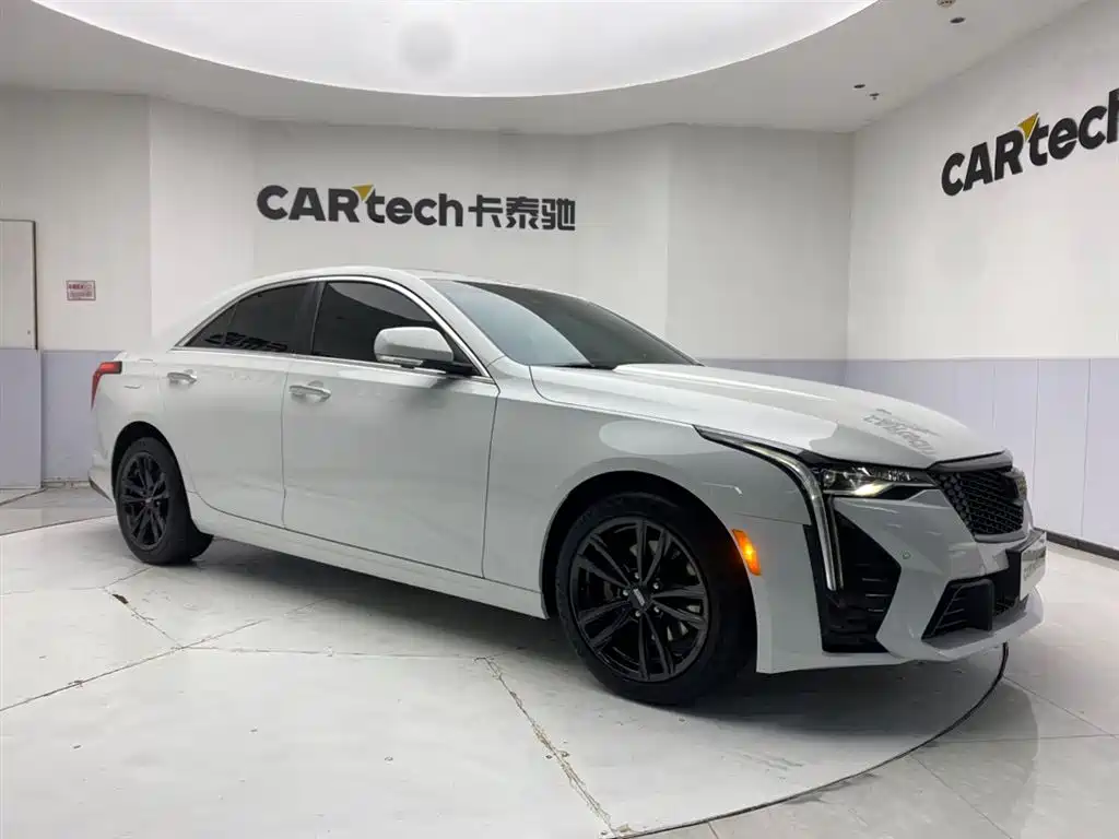 CADILLAC CT4