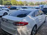 Фото 7 - Ford Mondeo