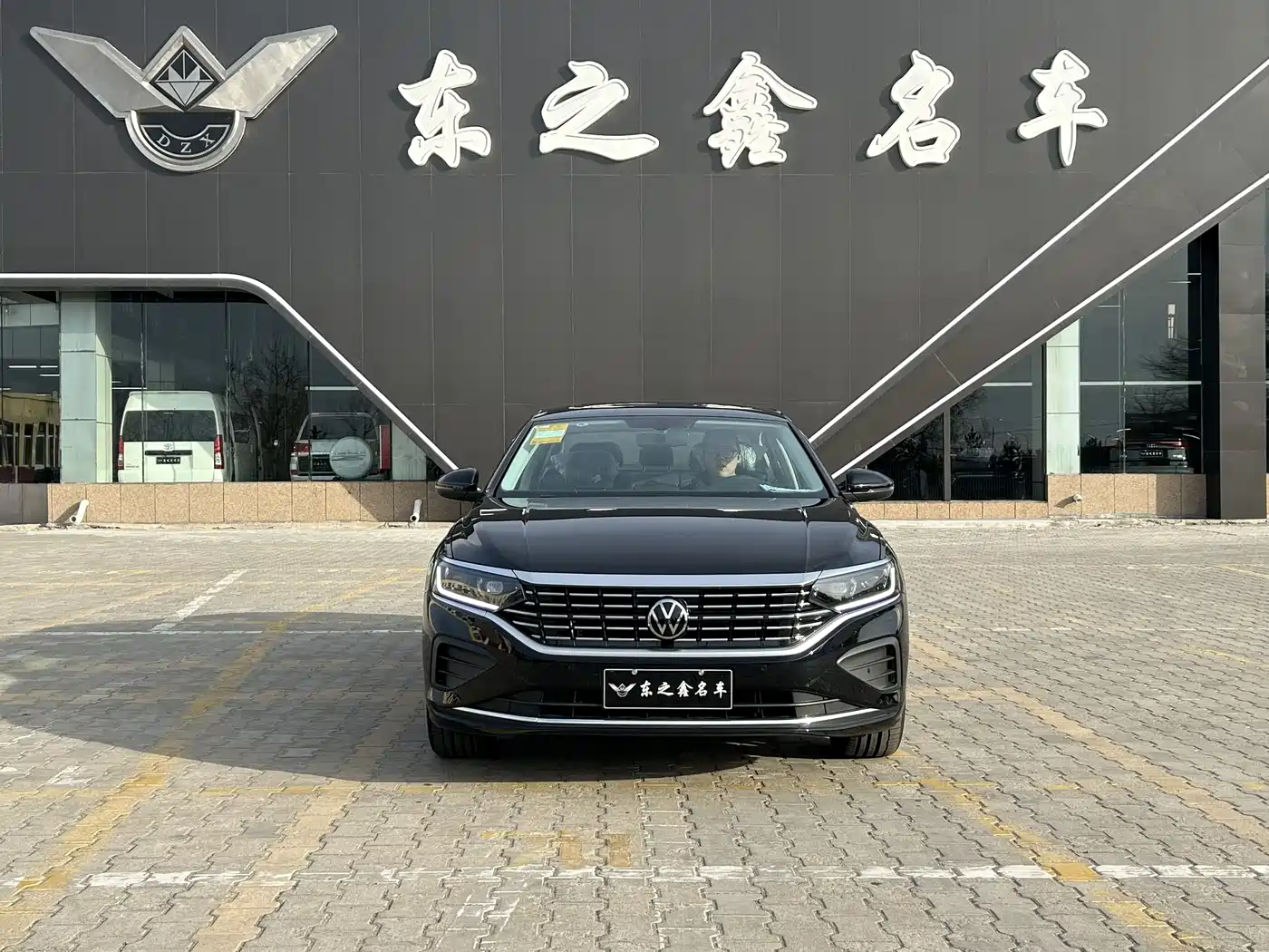 Volkswagen Passat 2026 Outstanding Edition 380TSI Starlight Dragon Soaring Version фото 4