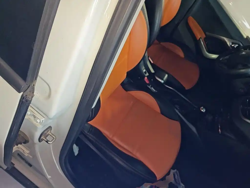 Peugeot 2008 2016 2014 1.6L Automatic Fashion Edition