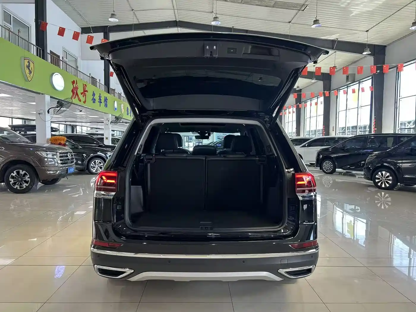 Volkswagen Teramont 2022 380TSI 4MOTION Premium Luxury фото 14
