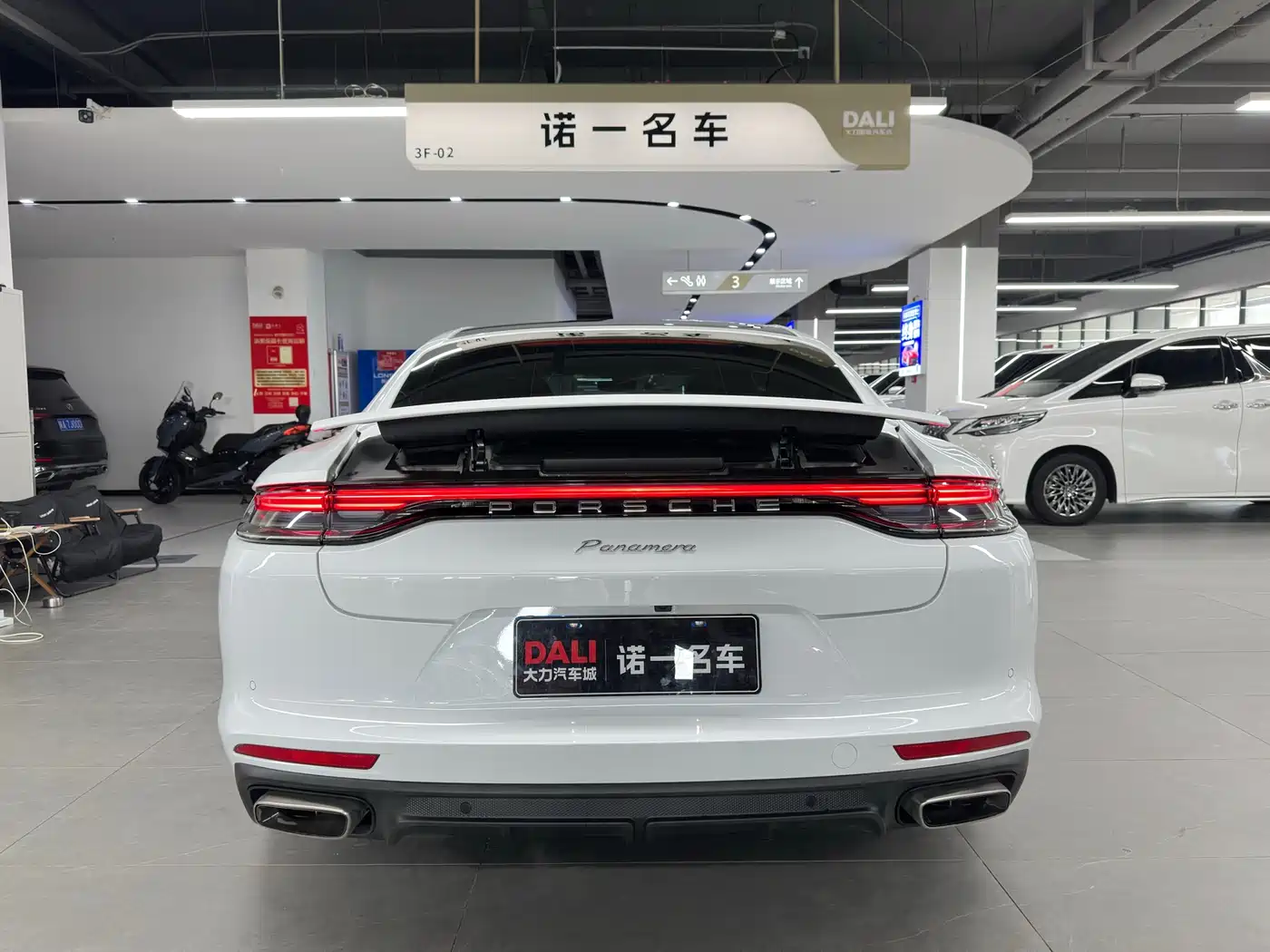 Porsche Panamera 2023 Panamera Executive Long Wheelbase 2.9T фото 3