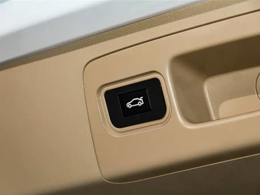 Buick GL8 2025 Land Business Class Comfort DG Edition фото 35