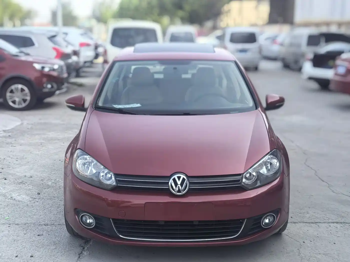 Фото 2 - Volkswagen Golf