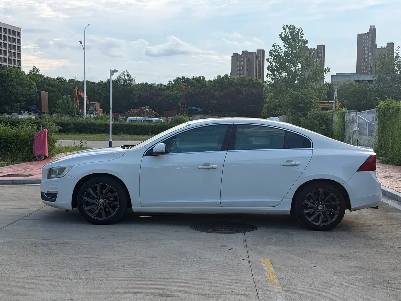 Photo 4 - Volvo S60