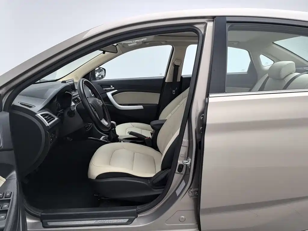 Changan Yuexiang V7 2016 2016 1.6L Manual Joy Version China V