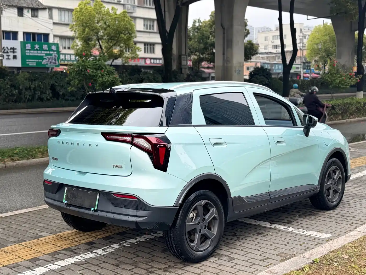 GEELY GEOMETRY E FIREFLY