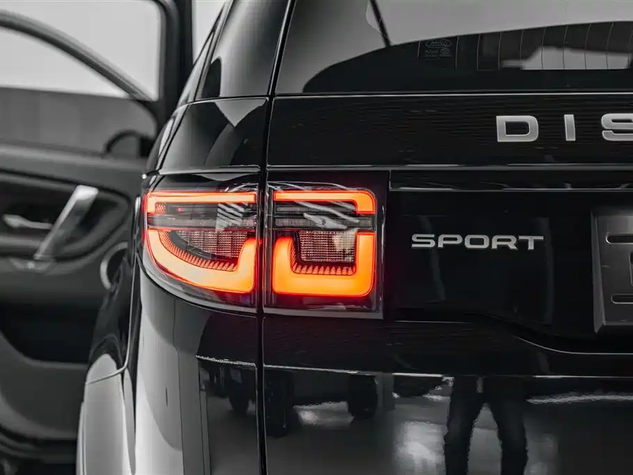 Land Rover Discovery Sport 2024 Performance Technology Edition фото 34