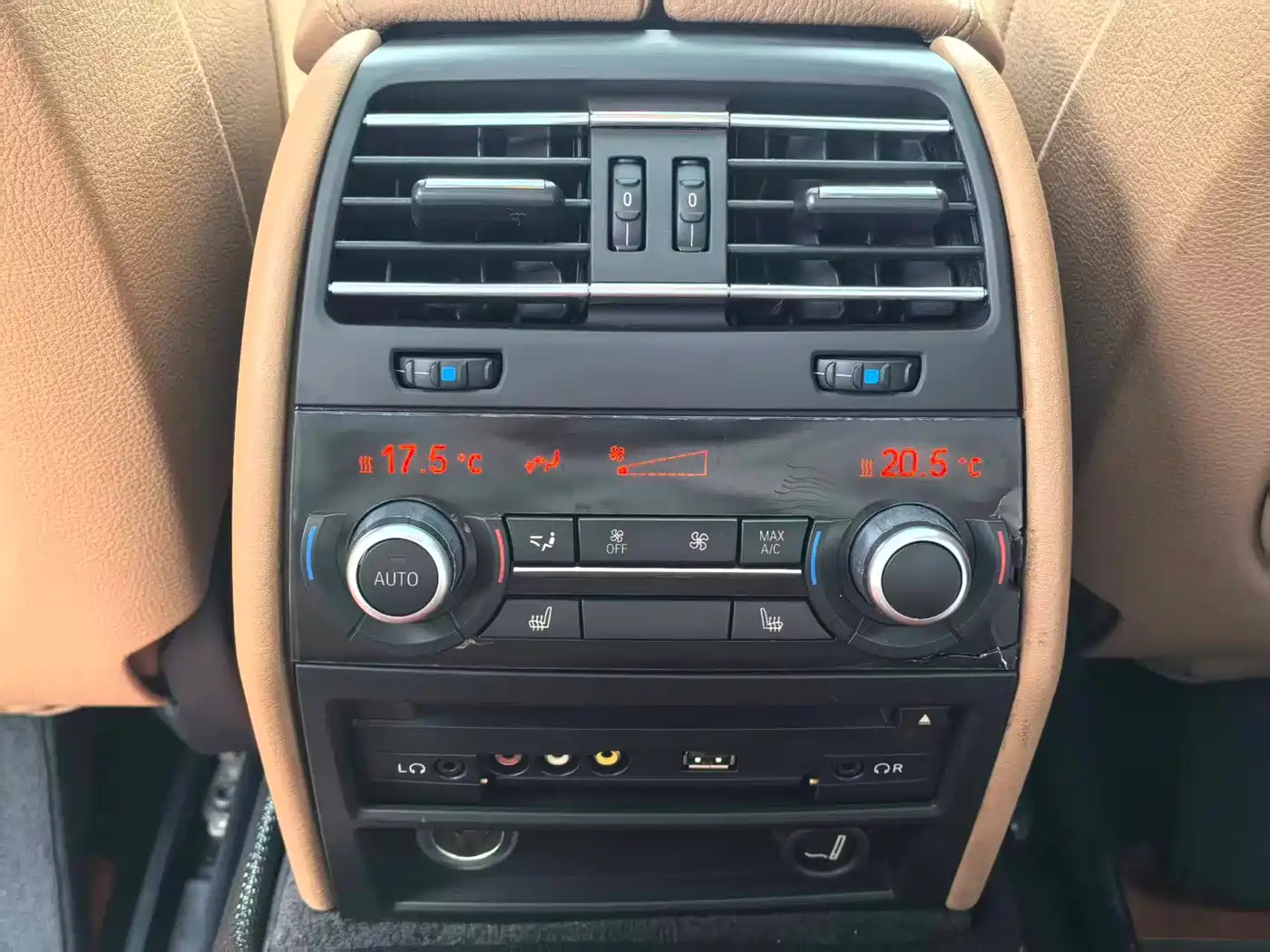 BMW 7 Series 2013 Model 730Li Leading фото 8
