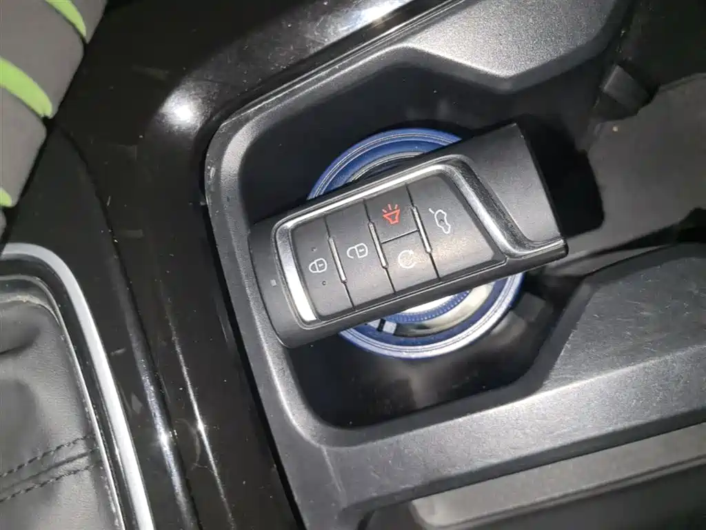 GAC Trumpchi Trumpchi M6 2023 PRO 270T DCT Premium Edition фото 9