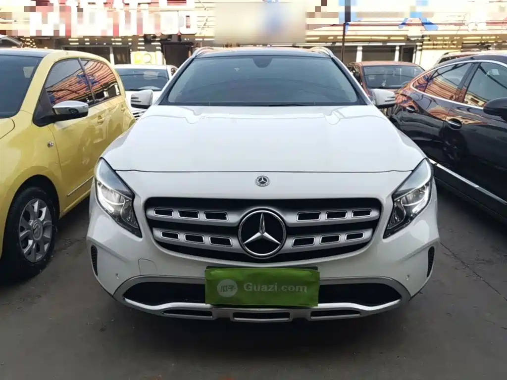 Mercedes-Benz GLA 2017 GLA 200 Dynamic фото 3