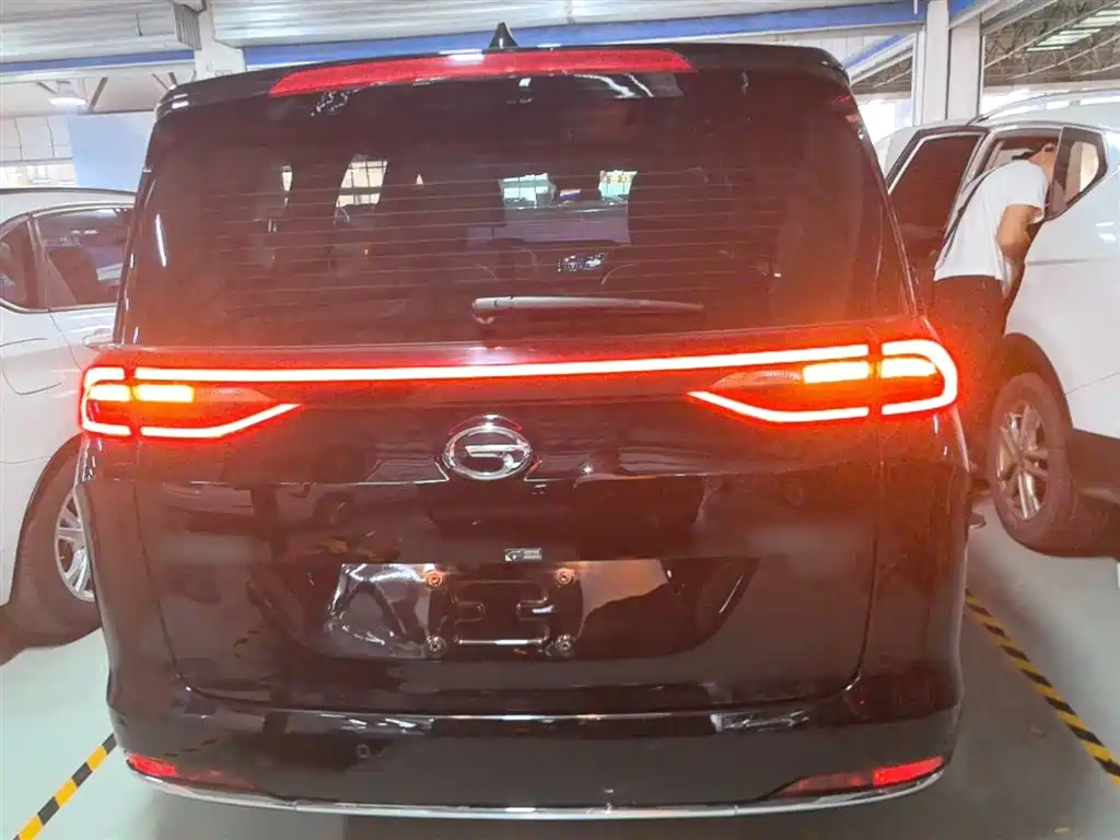 GAC Trumpchi Trumpchi M6 2023 PRO 270T DCT Premium Edition фото 6