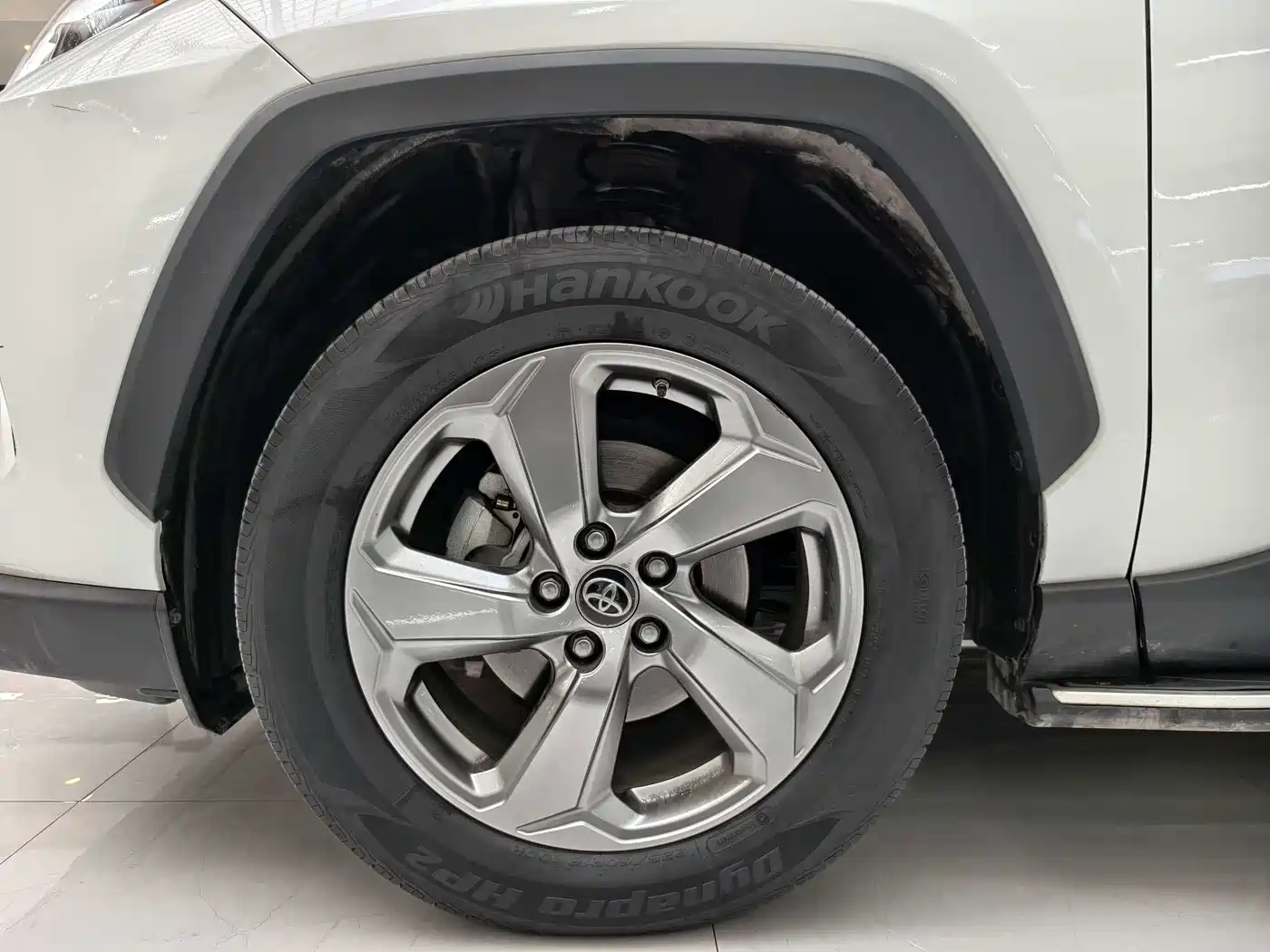 Toyota RAV4 Rongfang 2021 2.0L CVT 4WD Trend фото 10
