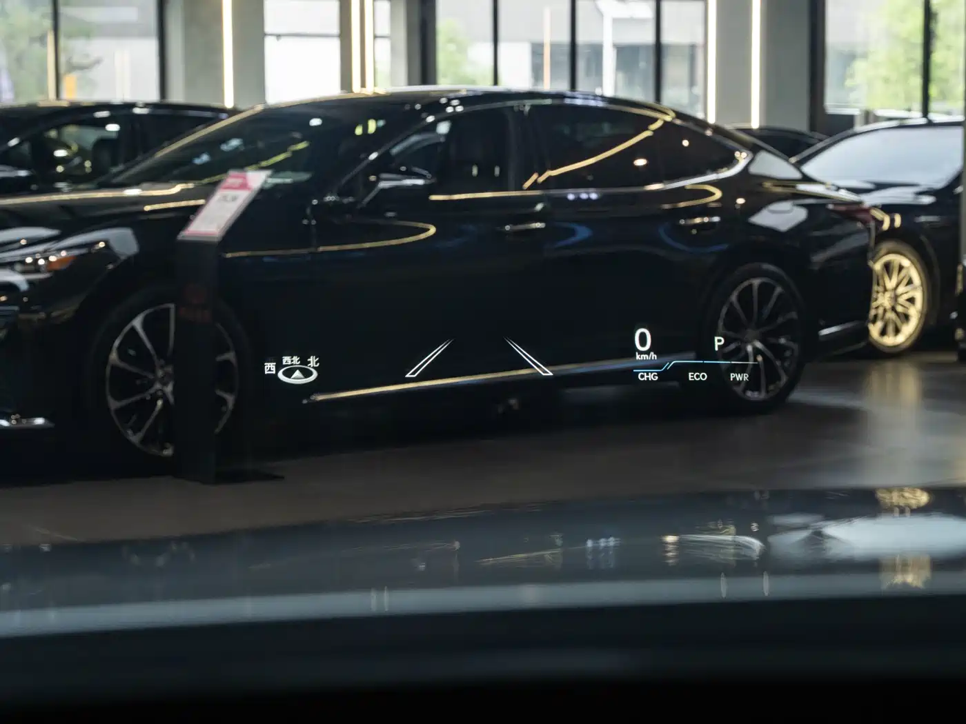 Lexus LS 2021 500h Premium Edition фото 22