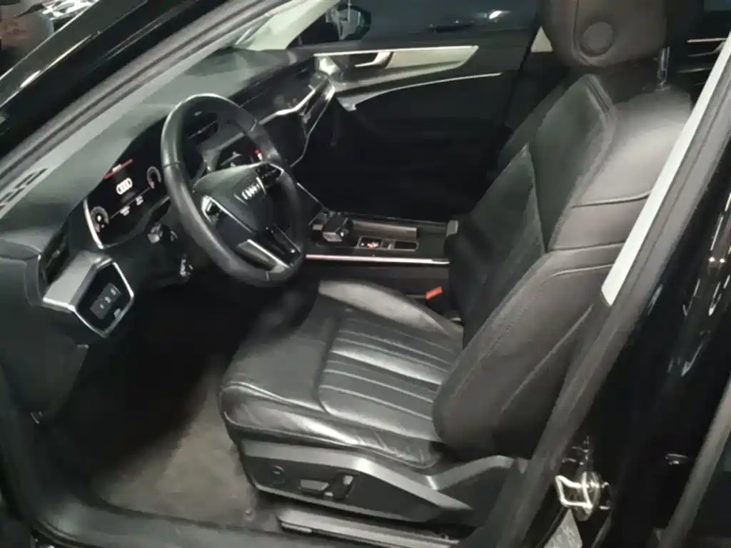 Audi A6L 2021 40 TFSI Luxury Elegance фото 15