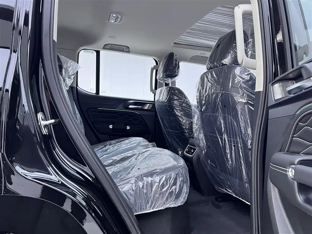 TANK TANK 300 NEW ENERGY