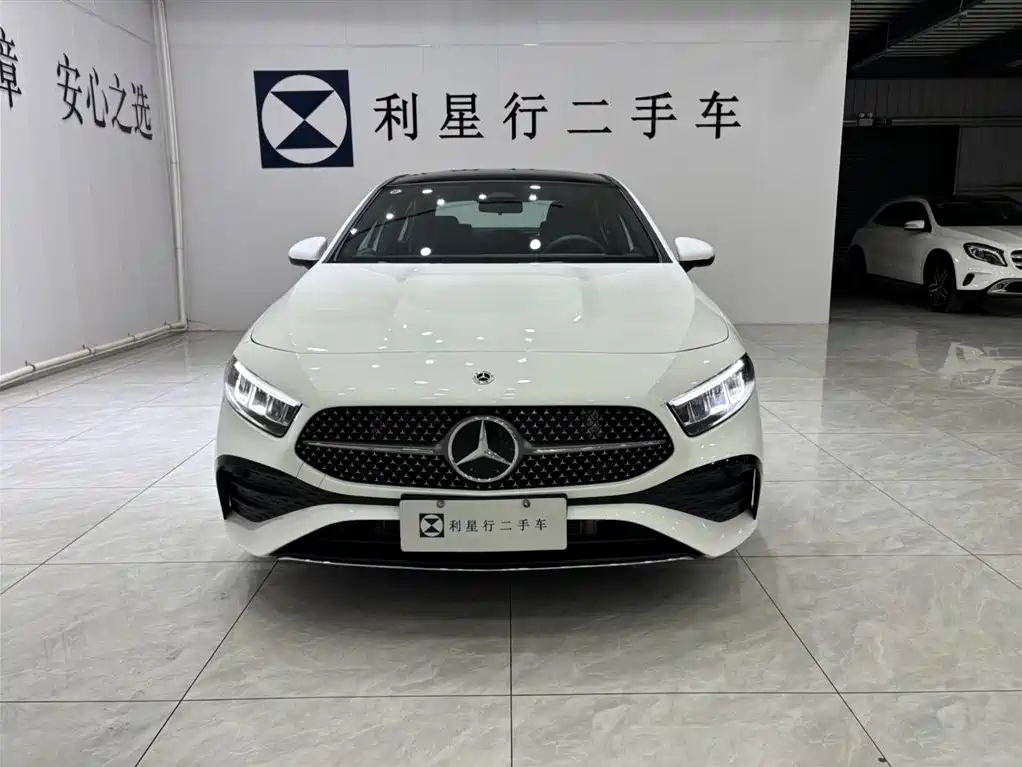 Mercedes-Benz A-Class 2025 A 200 L Fashion Edition фото 18