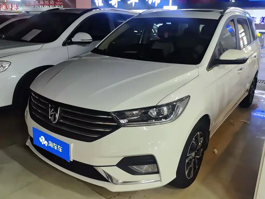 Baojun 360 2019 2018 1.5L Automatic Luxury (China V)