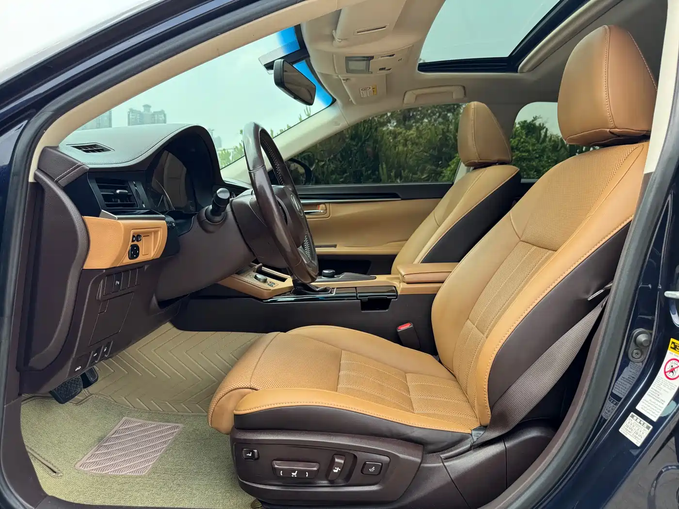Lexus ES 2015 200 Elite Edition фото 7