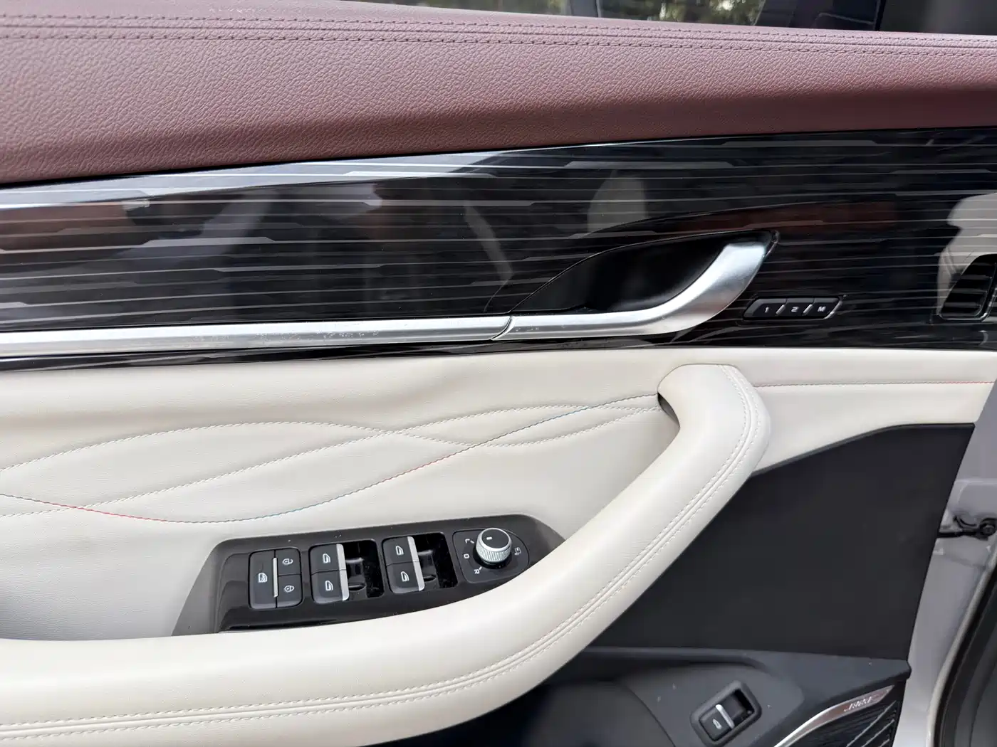 GEELY AUTOMOBILE XINGYUE L