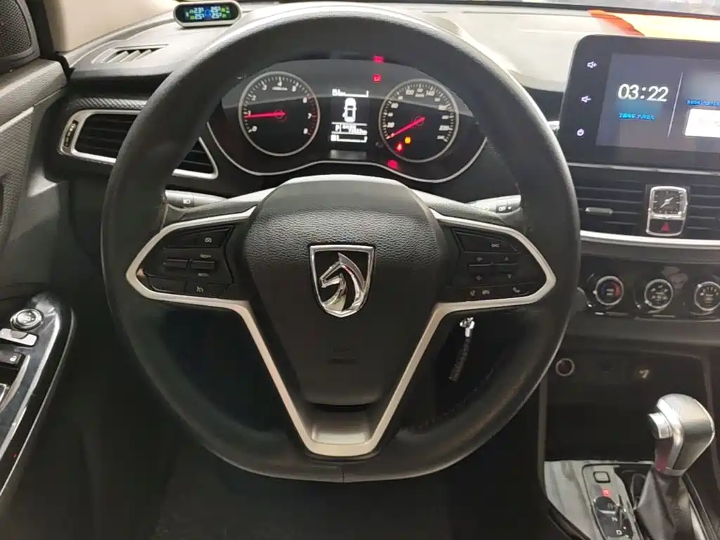 Фото 7 - Baojun 730