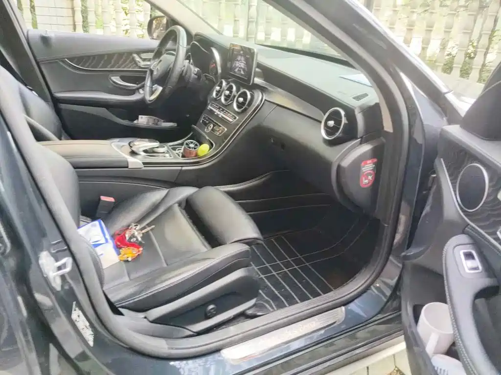 Фото 12 - Mercedes-Benz C-Class