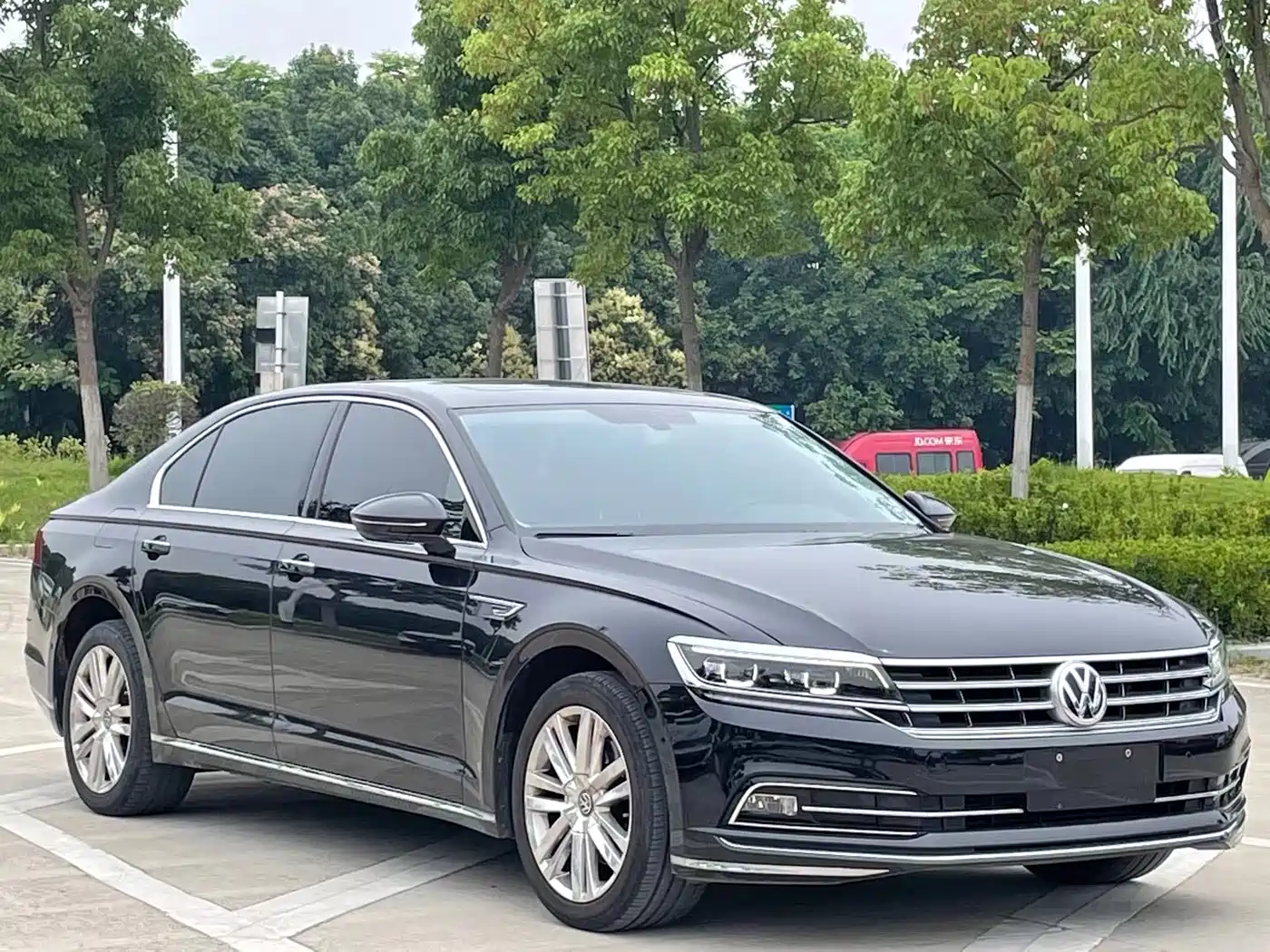 Volkswagen Phideon 2018 380TSI 2WD Flagship Edition фото 3