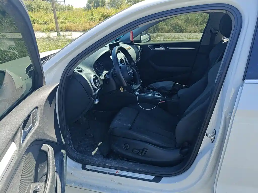 Фото 17 - Audi A3