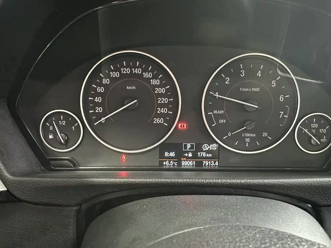 BMW 3 Series 2017 320i M Sport фото 16