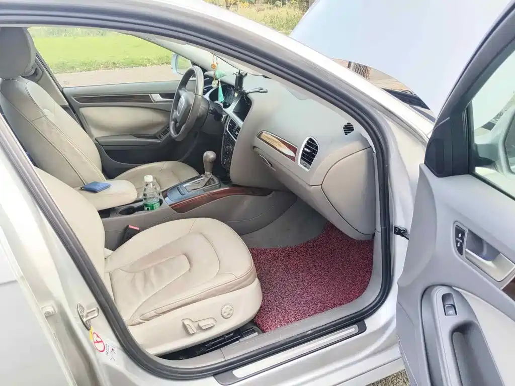 Audi A4L 2011 2011 2.0 TFSI Comfort