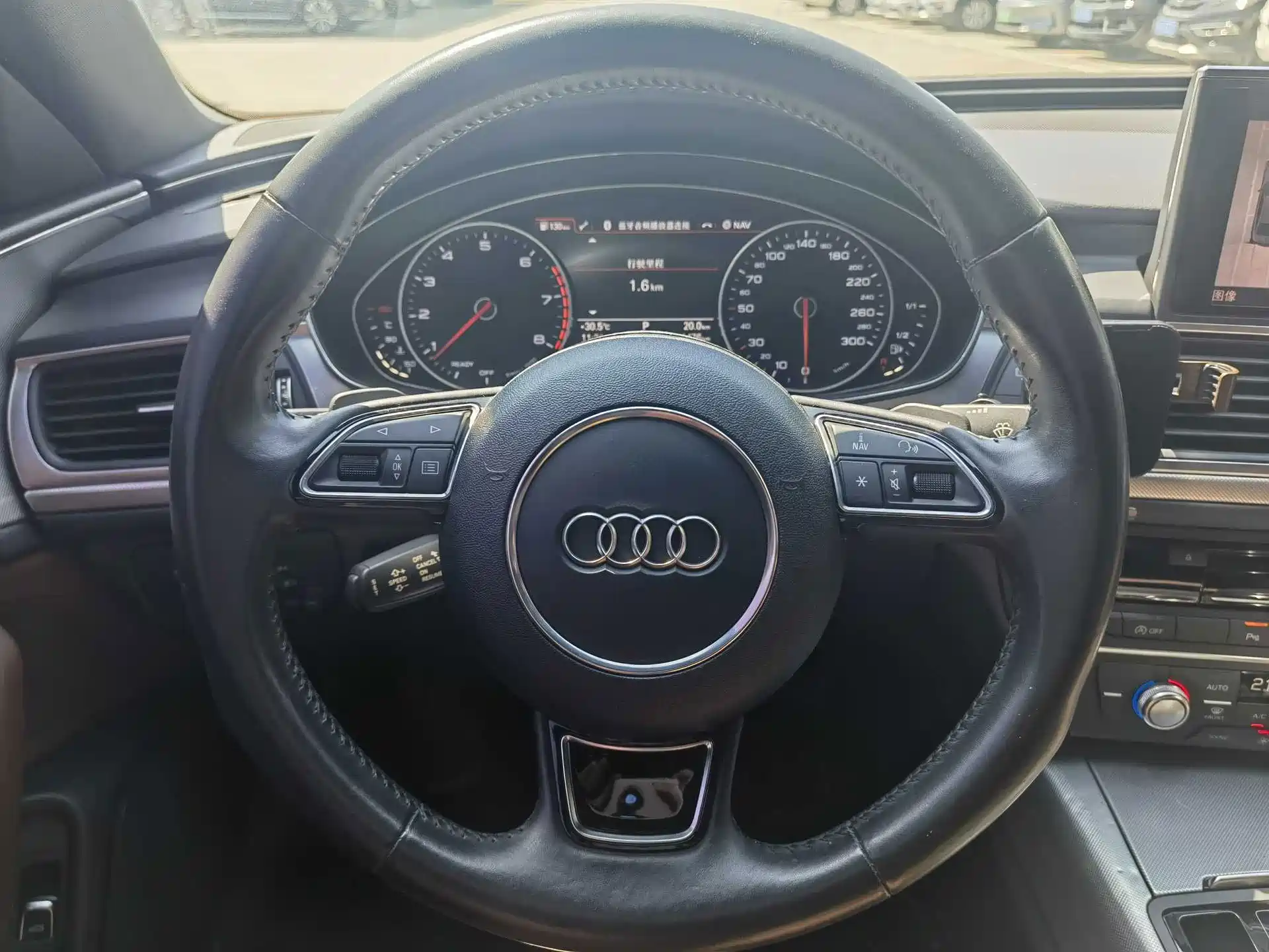 Photo 15 - Audi A6L