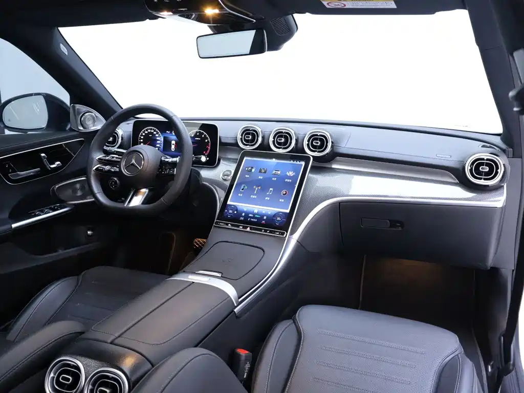 Фото 20 - Mercedes-Benz C-Class