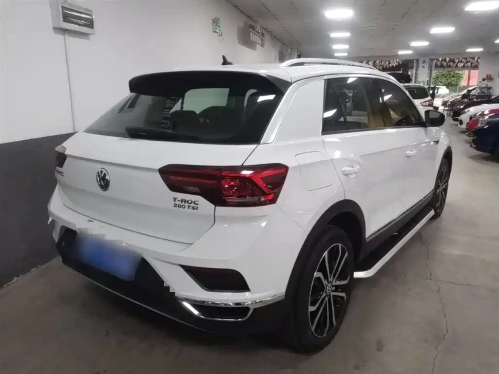 Volkswagen T-ROC 2018 280TSI DSG 2WD Comfort China VI фото 7