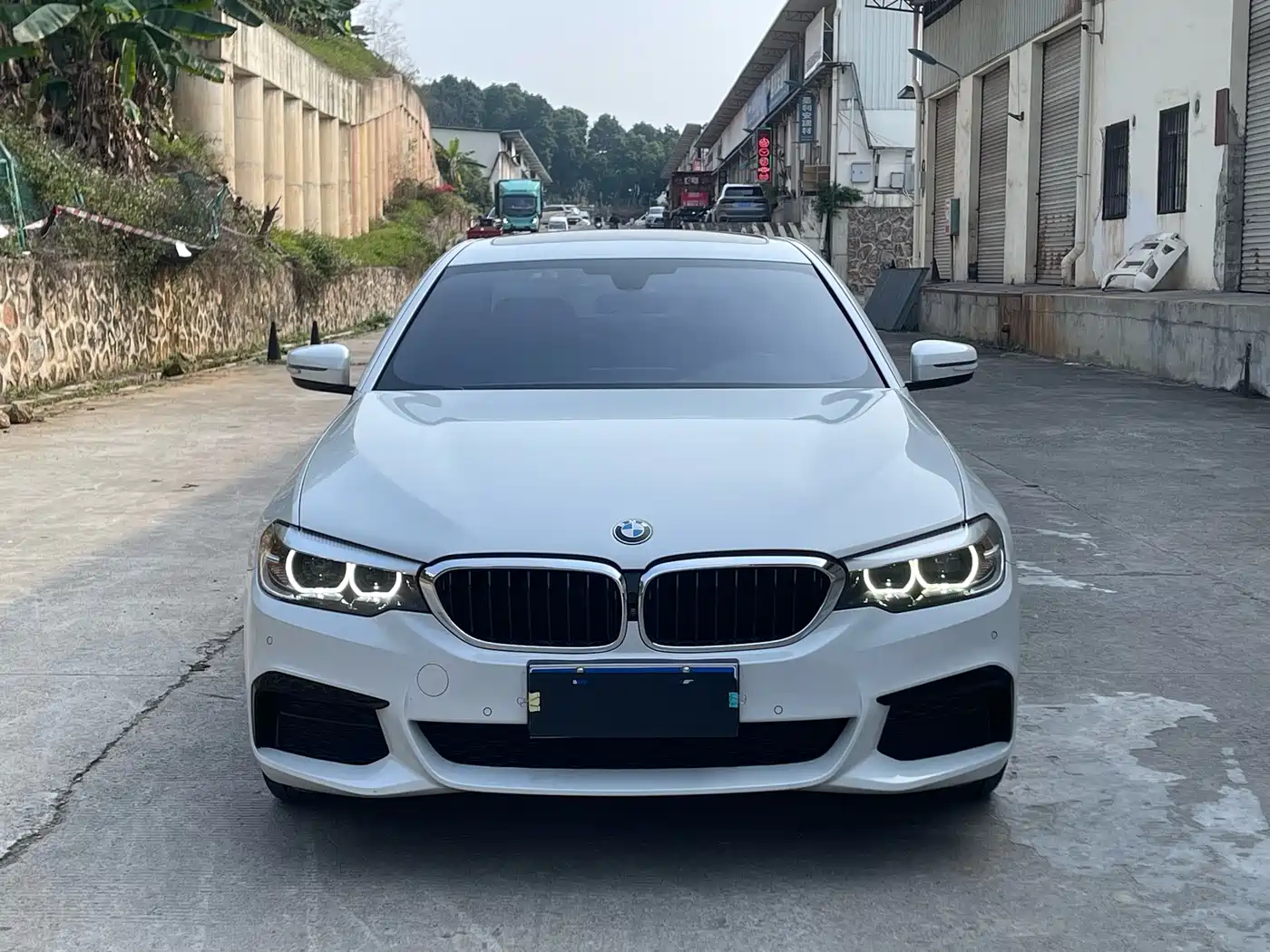 BMW 5 Series 2018 Facelift 530Li Leading M Sport Package фото 2
