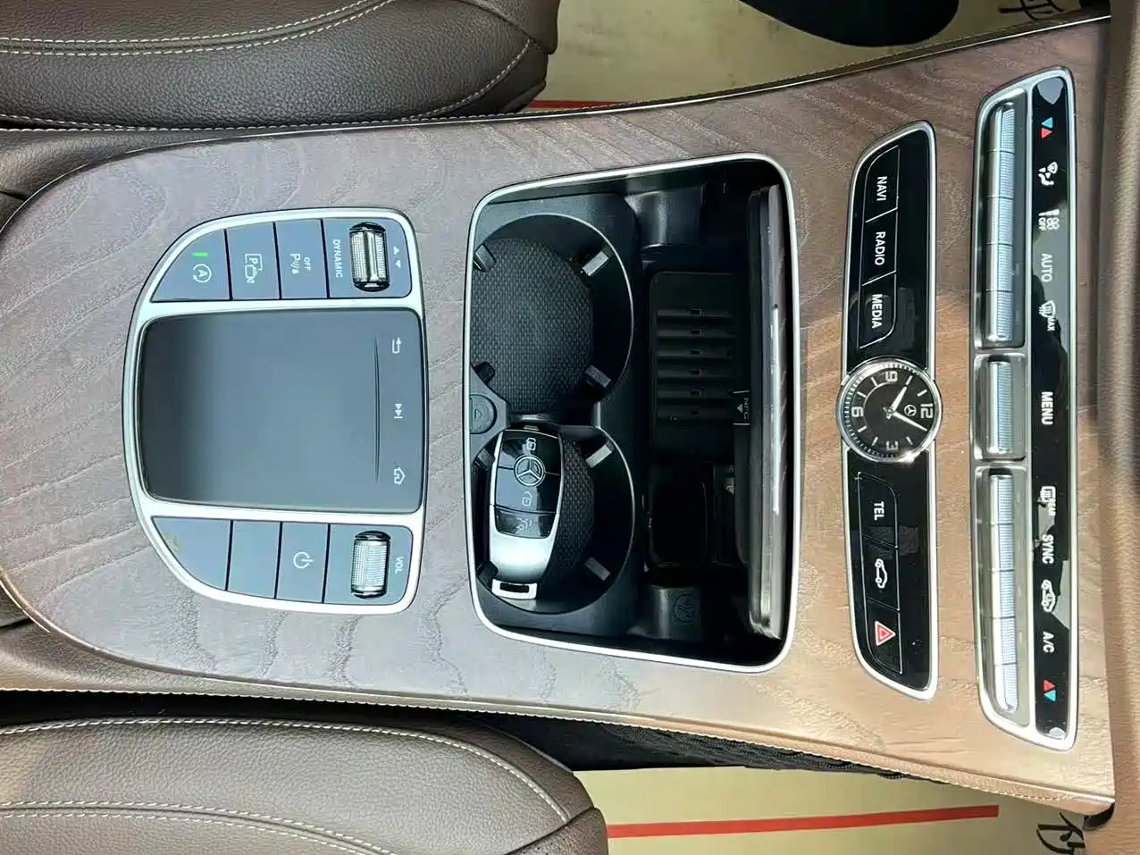 Mercedes-Benz E-Class 2020 E 300 L Fashion фото 22