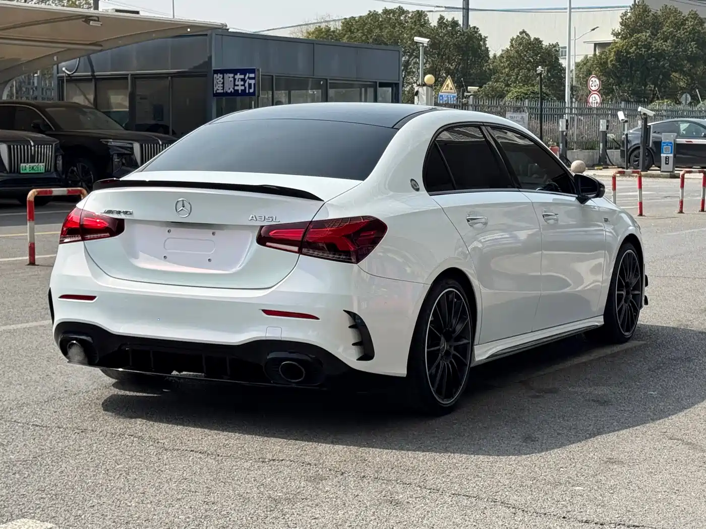 Mercedes-Benz A-Class AMG 2023 Model Year AMG A 35 L 4MATIC фото 6