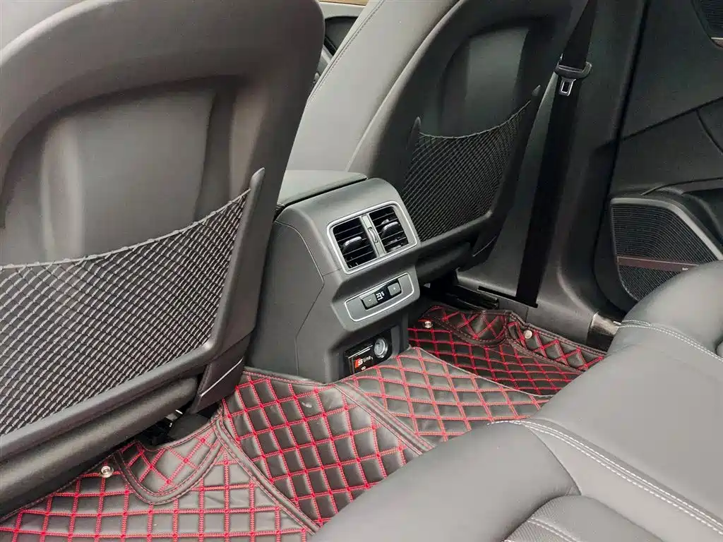 Audi Q5L 2022 45T Luxury Elegance фото 9