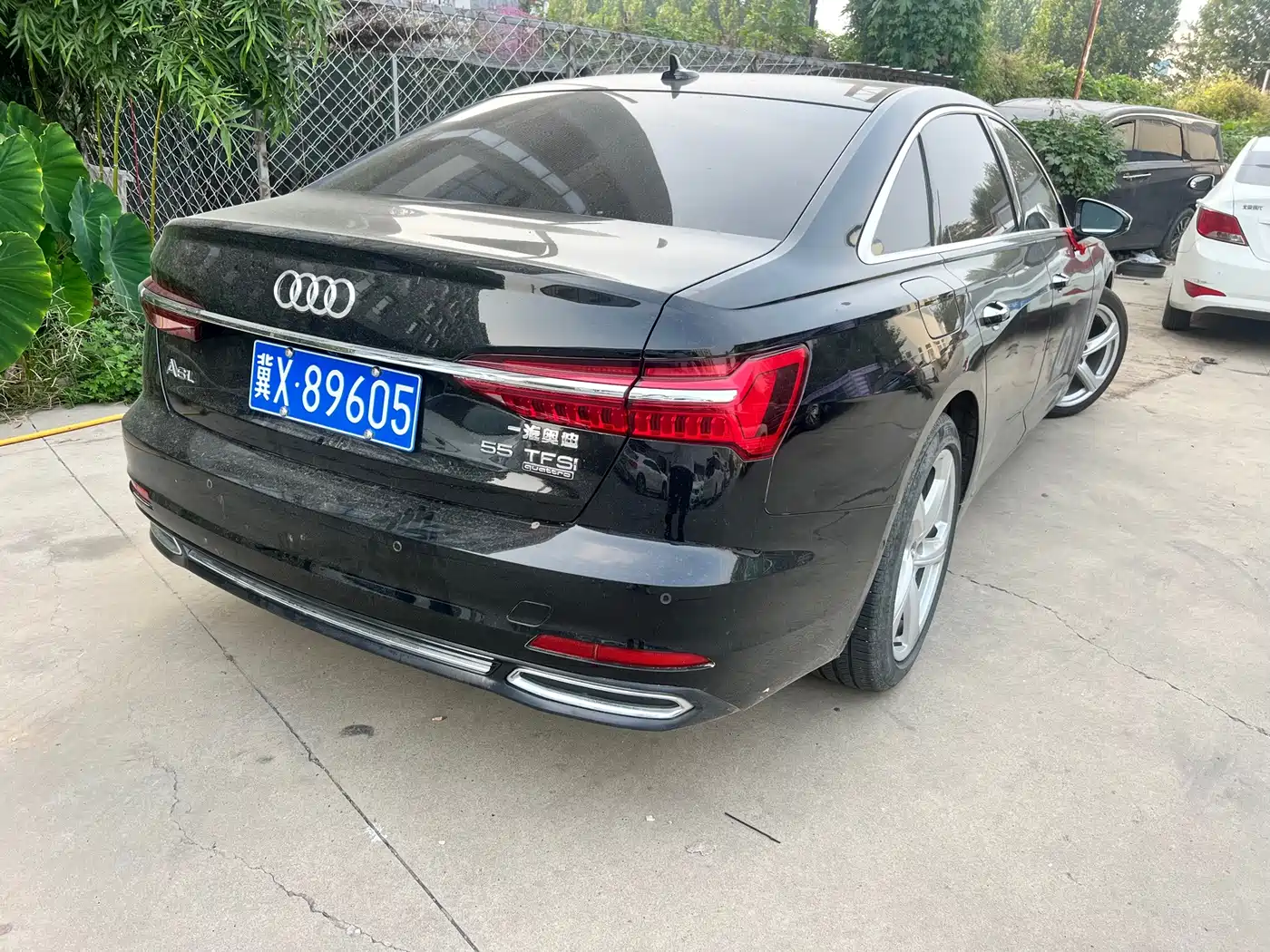 Фото 2 - Audi A6L
