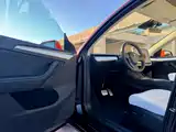 Фото 6 - Tesla Model Y