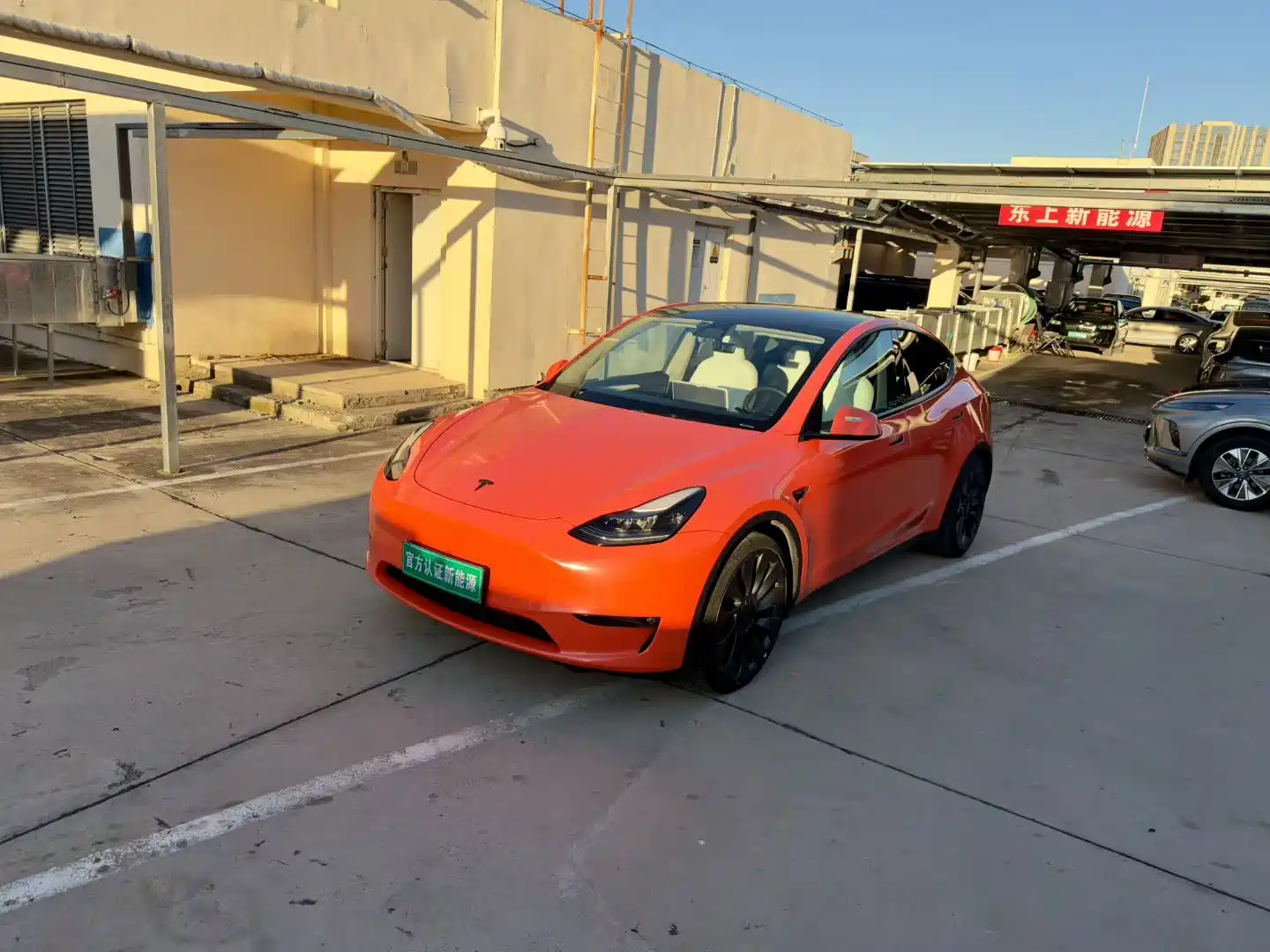 Фото 2 - Tesla Model Y