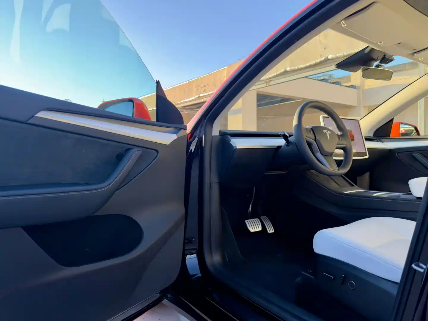 Фото 6 - Tesla Model Y
