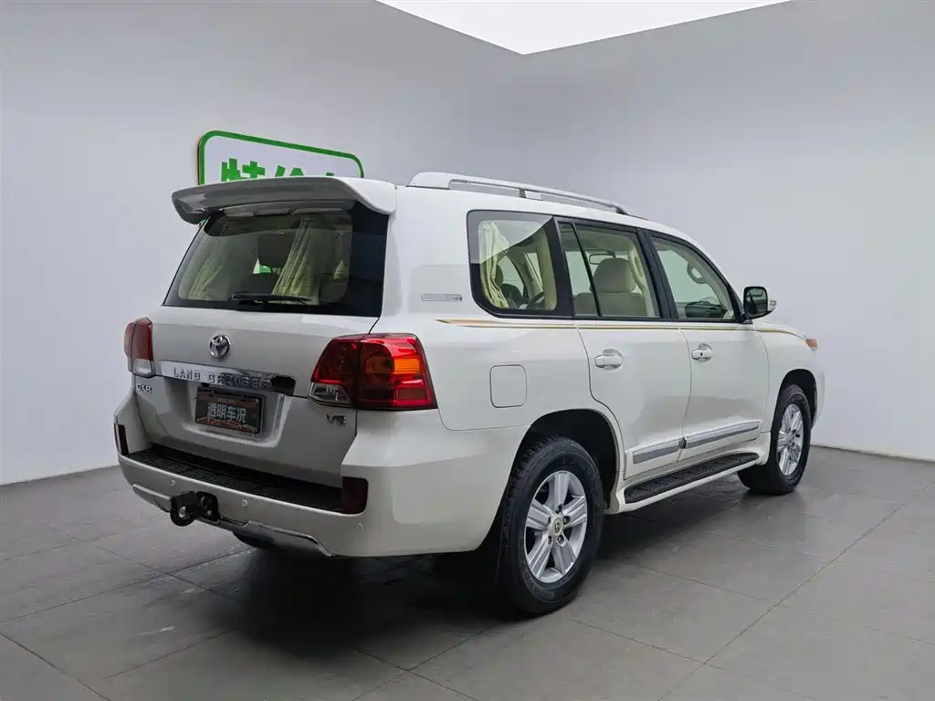 Toyota Land Cruiser (Import) фото 22