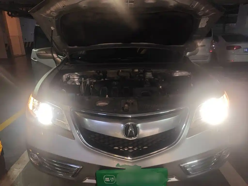 Фото 9 - Acura RDX (Import)