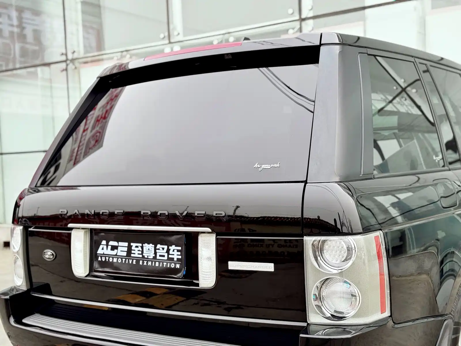 Фото 9 - Land Rover Range Rover