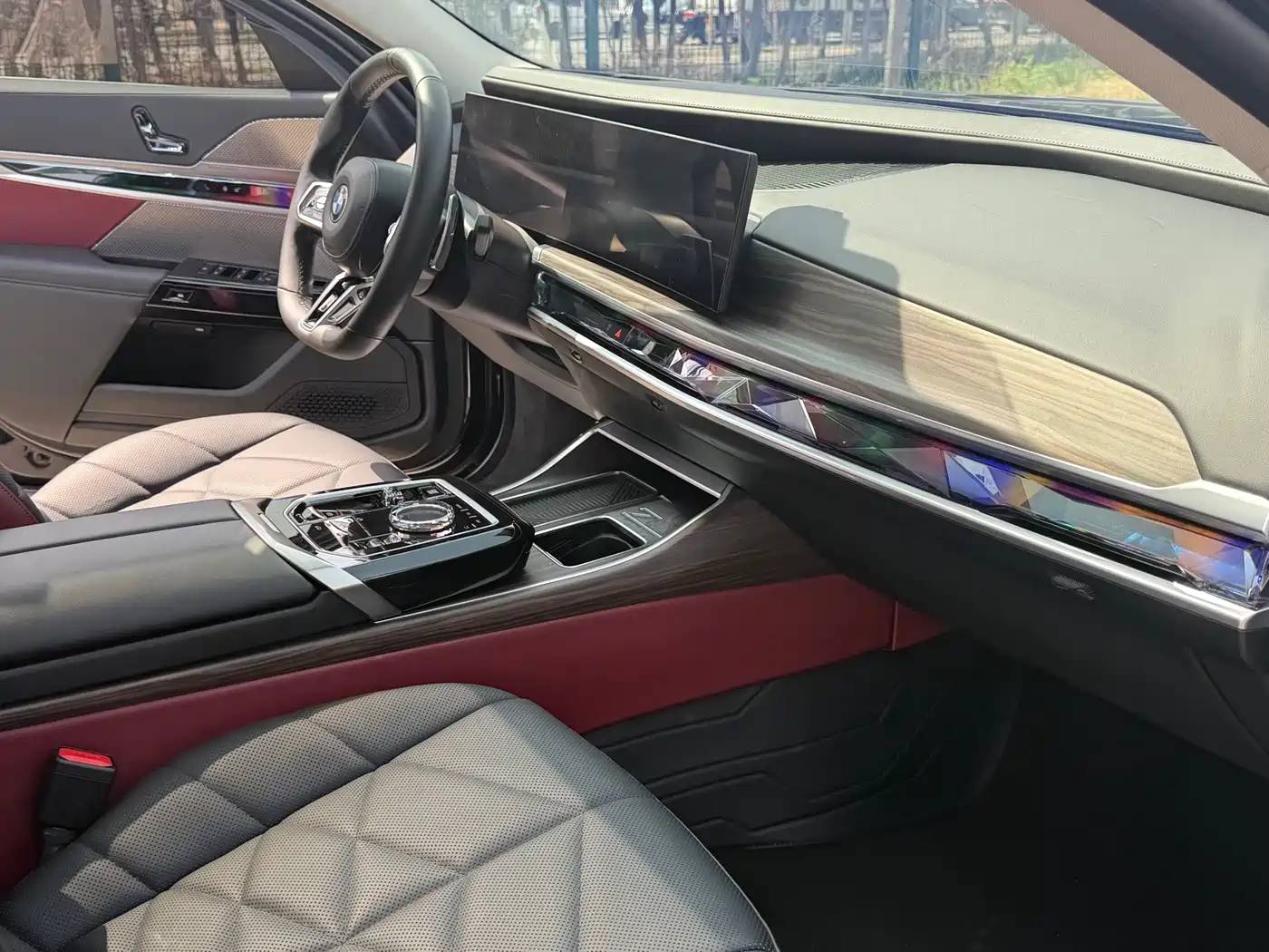 BMW 7 Series 2023 Model 735Li M Sport Package фото 4