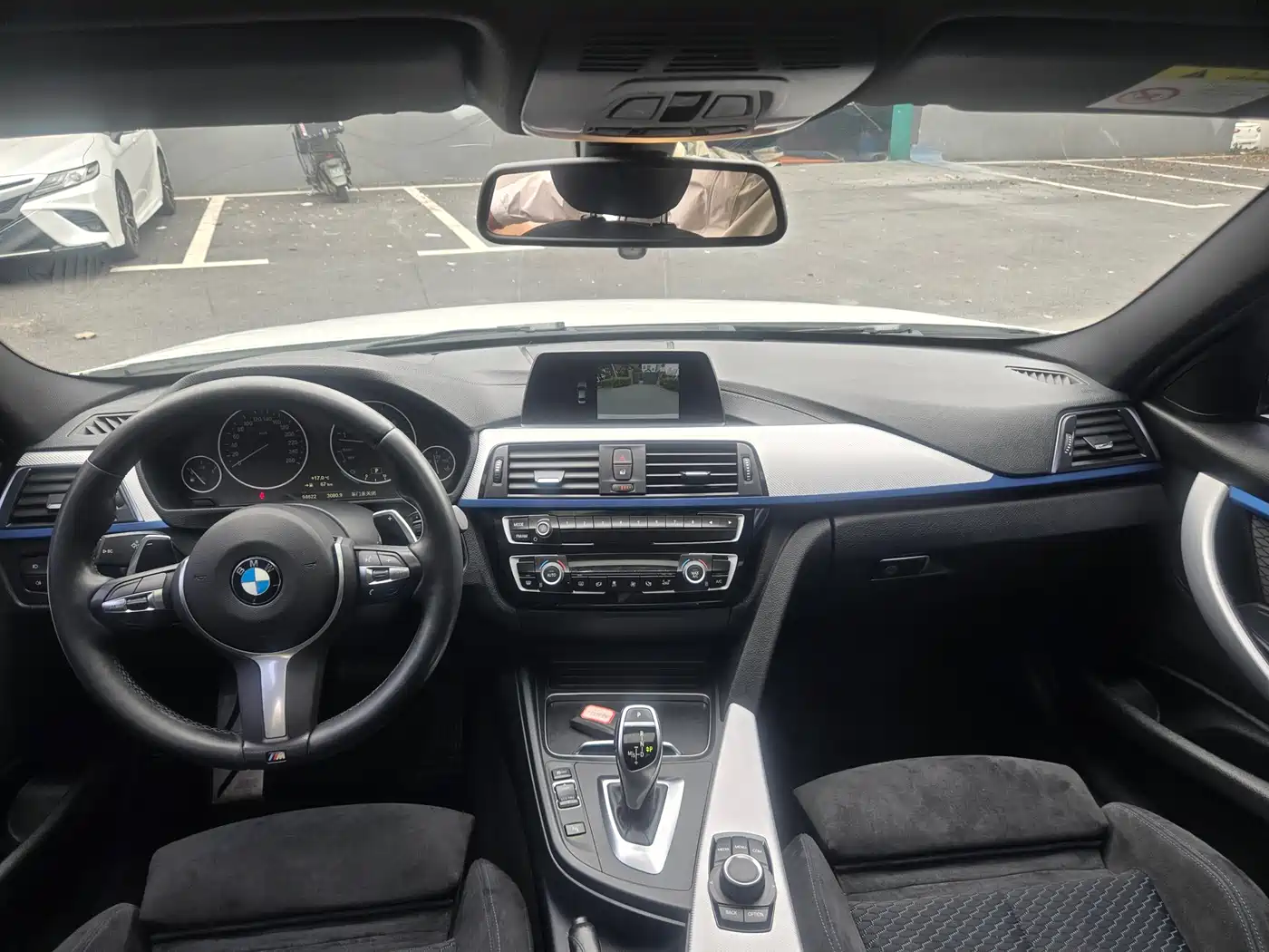 BMW 3 Series 2018 320i M Sport Package фото 9