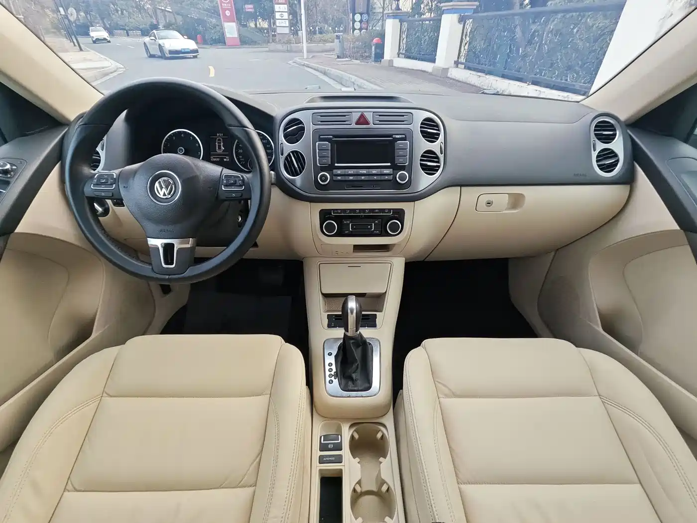 Volkswagen Tiguan 2012 1.8TSI Automatic 4WD Trend Edition фото 9