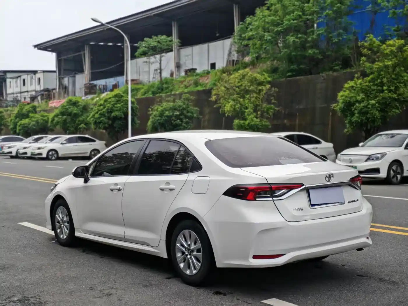 Toyota Corolla 2021 TNGA 1.5L CVT Pioneer Edition фото 5