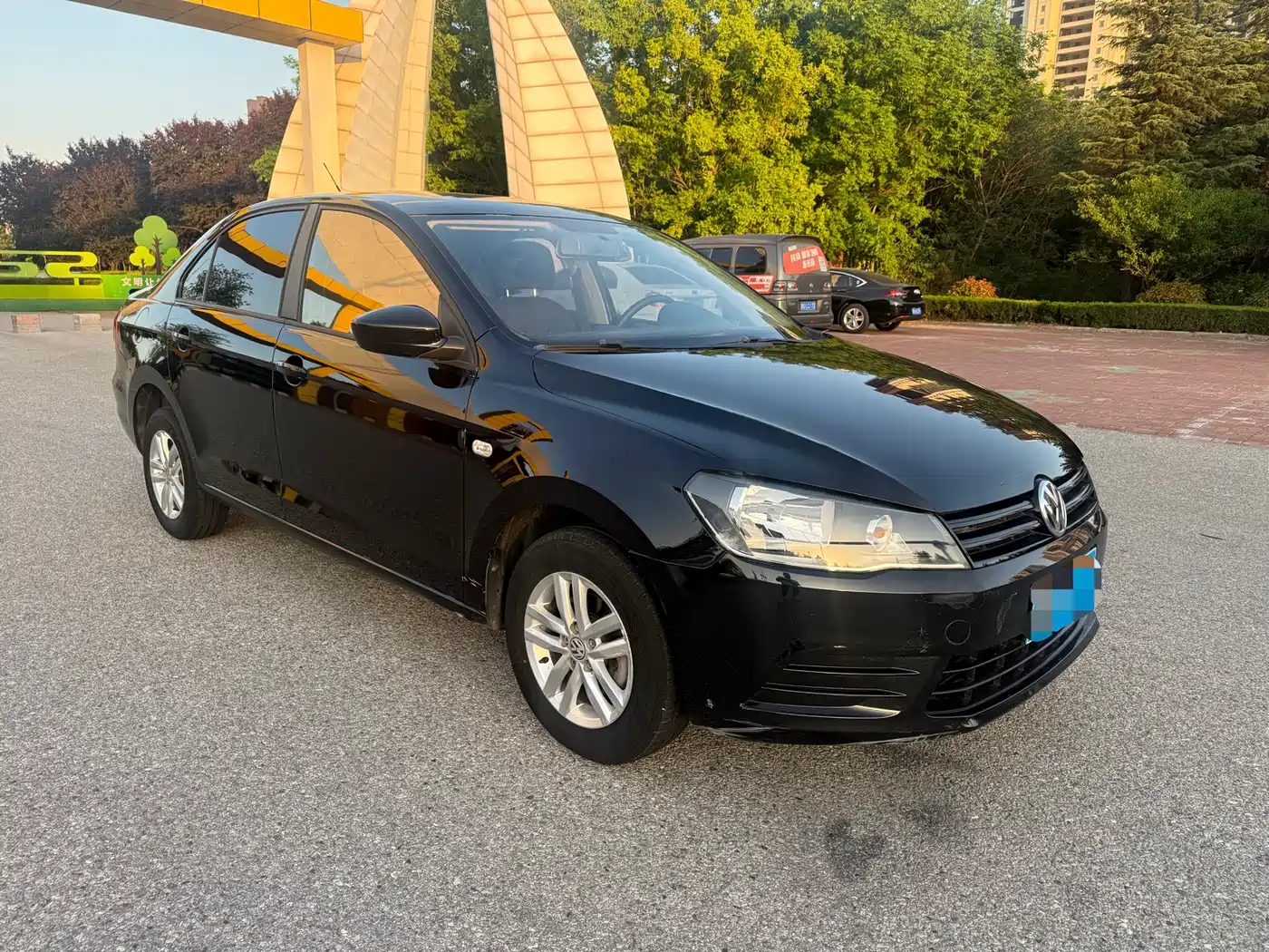 Volkswagen Jetta 2015 1.6L Manual Trend фото 3