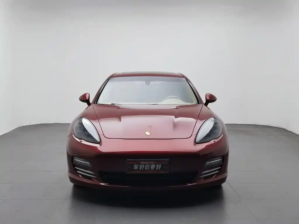 Porsche Panamera 2011 2010 Panamera 4 3.6L